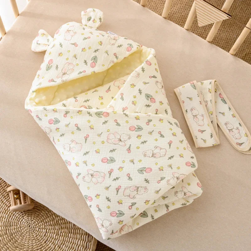 Newborn Baby Fleece Blanket – Soft Floral Design