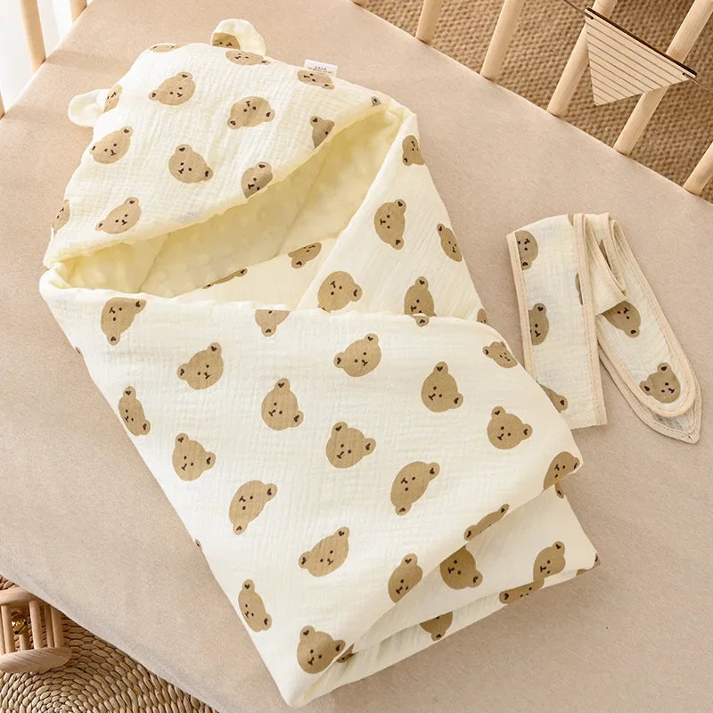 Newborn Baby Fleece Blanket – Soft Floral Design