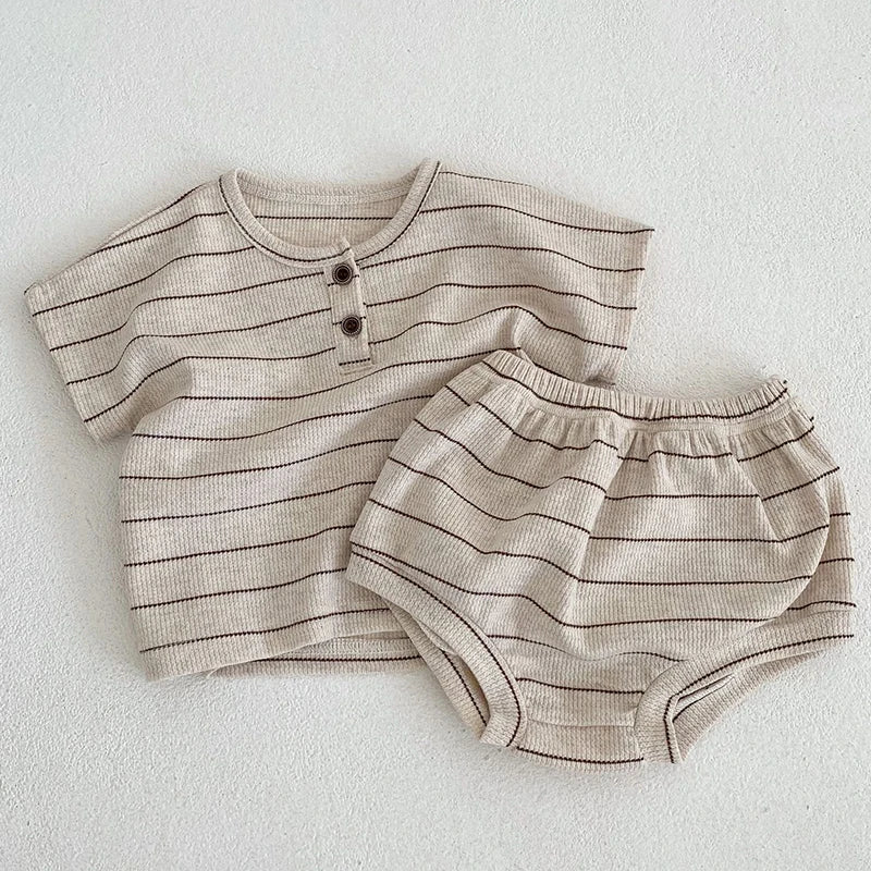 Summer Baby Clothing Set – Striped Tee & Bloomer (2 Pcs)