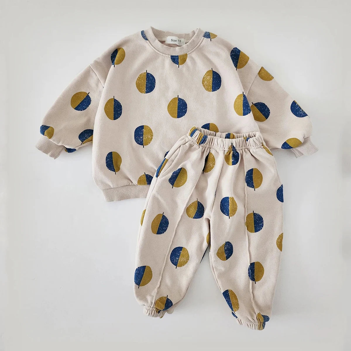 Baby & Toddler Balloon Print Outfit Set – Sweatshirt & Jogger Pants