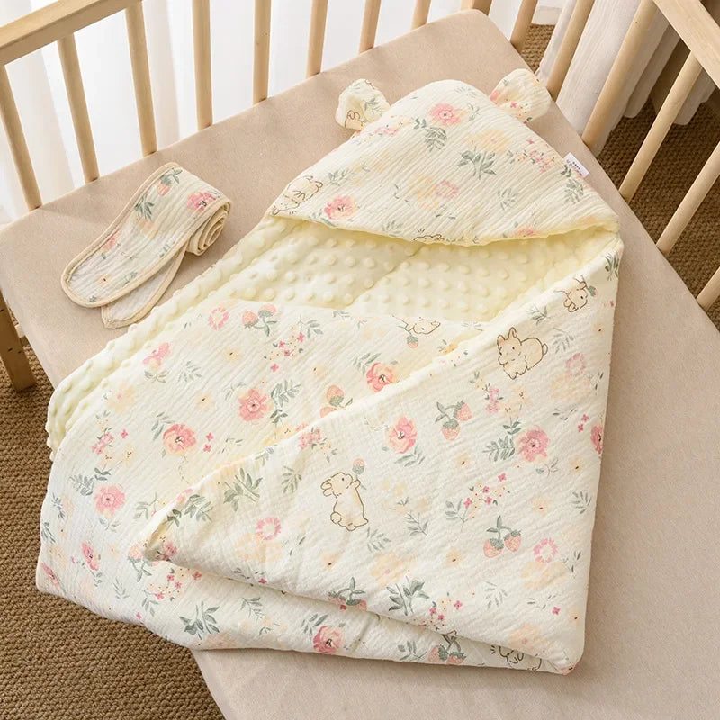Newborn Baby Fleece Blanket – Soft Floral Design
