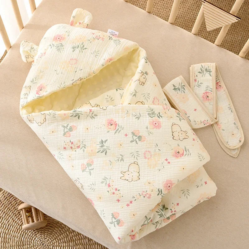 Newborn Baby Fleece Blanket – Soft Floral Design