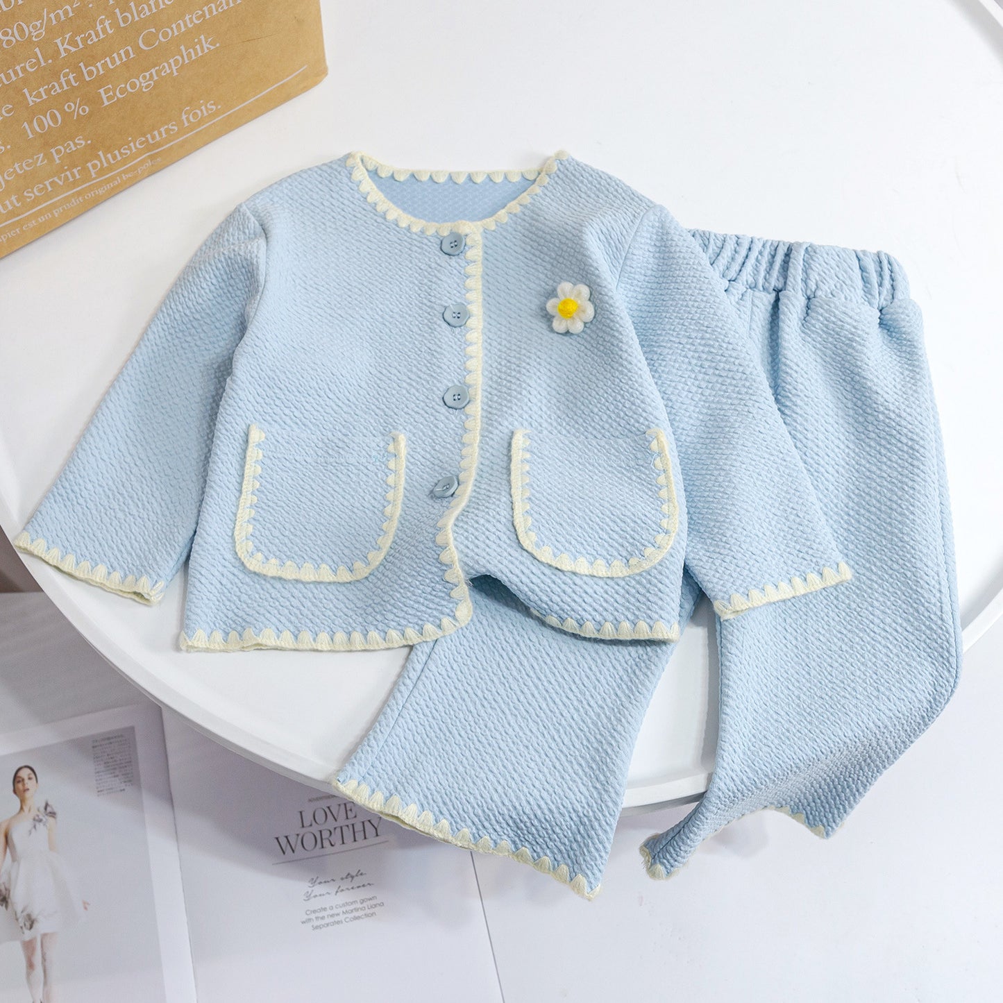 Girls’ Spring & Autumn Cotton Two-Piece Set – Long Sleeve Top and Pants